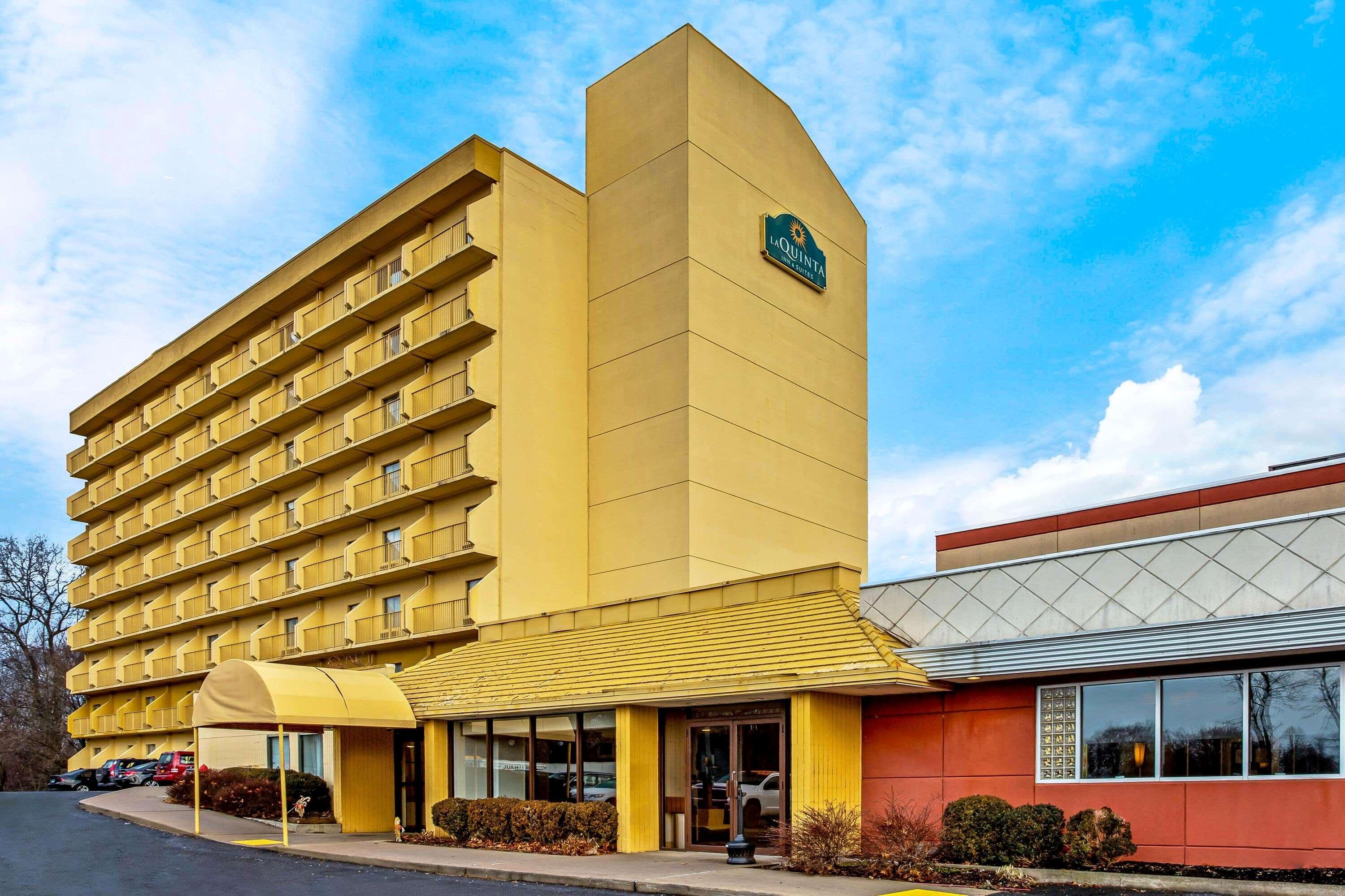 La Quinta By Wyndham Stamford / New York City Bagian luar foto