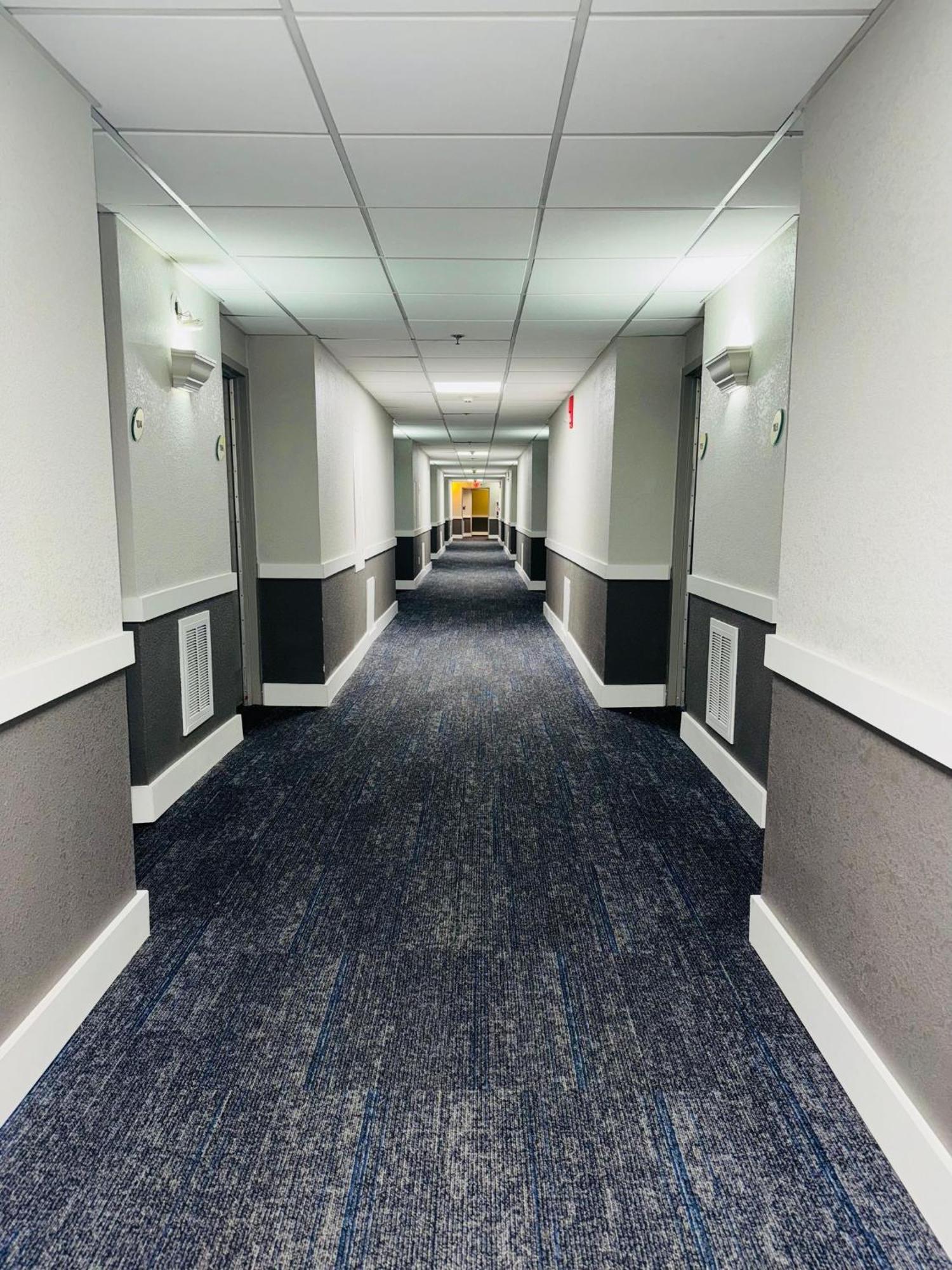 La Quinta By Wyndham Stamford / New York City Bagian luar foto