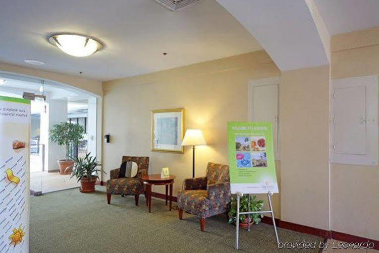 La Quinta By Wyndham Stamford / New York City Bagian luar foto